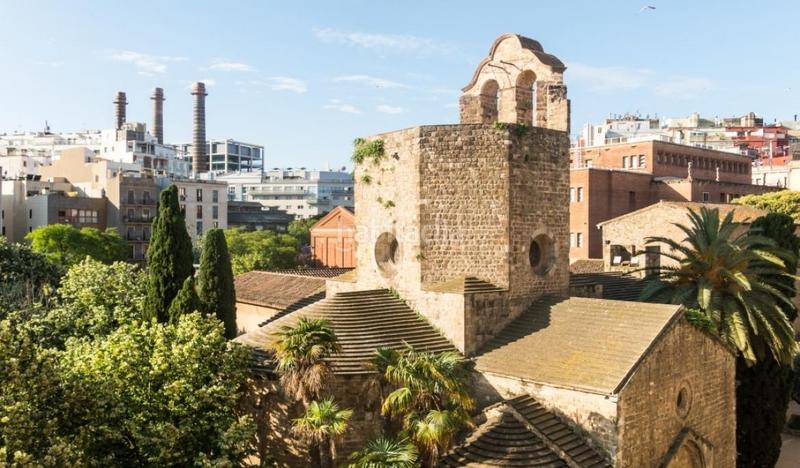 Foto fd2d9ecd-1ef2-46c6-a62d-e6f3d22e41b7. Attique dans Raval Barcelona