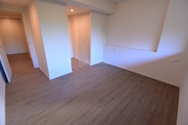 Foto 7a1eb773-610e-4122-8ae1-0d3f47f40a11. Rent flat with parking pool in Diagonal Mar i el Front Marítim del Poblenou Barcelona