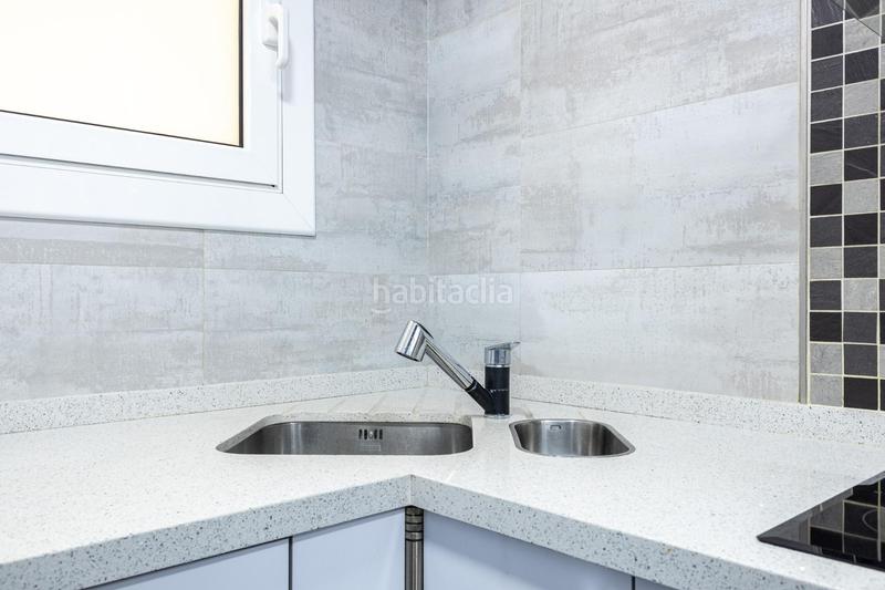 Foto db87158f-b4ef-4739-a797-be2856cbd68b. Piso para entrar a vivir en El Camp de l´Arpa del Clot Barcelona