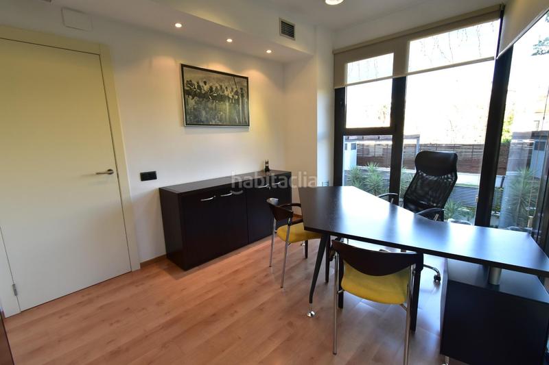 Foto acfe7e4d-cb33-4fa7-91ea-55f91c87eec6. Rent office space with heating in Diagonal Mar i el Front Marítim del Poblenou Barcelona