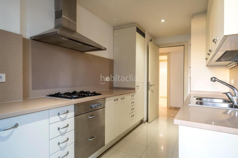 Foto 1f72777f-5926-4e46-bb3f-c12b8ed6e169. Pis amb calefacció aparcament piscina a Diagonal Mar i el Front Marítim del Poblenou Barcelona