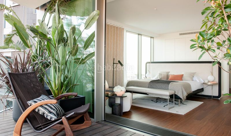 Foto bcfe44b3-1806-4d5f-8ee7-729887786033. Appartamento con riscaldamento parcheggio piscina in Barcelona