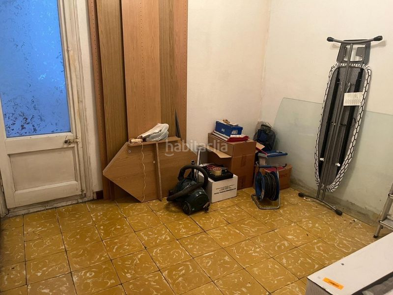 Foto 98b6dc71-bf67-413d-860c-e60eaceea2f2. Pis a Baix Guinardó Barcelona