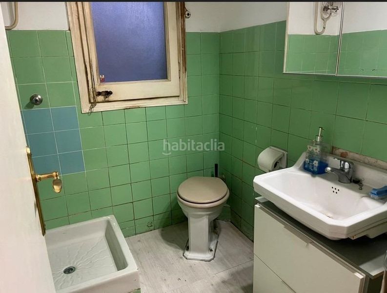 Foto e5395bd9-57f6-4e71-93d3-1f91905bfd94. Pis a Baix Guinardó Barcelona