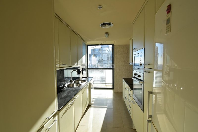 Foto 5a6912ba-65a8-4b9a-ba08-7078905c2cf5. Pis amb aparcament piscina a Diagonal Mar i el Front Marítim del Poblenou Barcelona