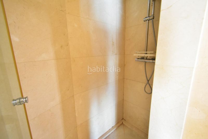 Foto 8343b64c-5892-4089-b094-9b2ba31677e9. Pis amb aparcament piscina a Diagonal Mar i el Front Marítim del Poblenou Barcelona