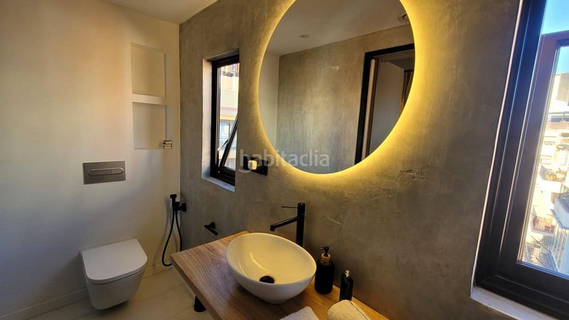 Foto 42bc5325-120c-4c06-8ae0-354a14e9e2b2. Àtic a Raval Barcelona