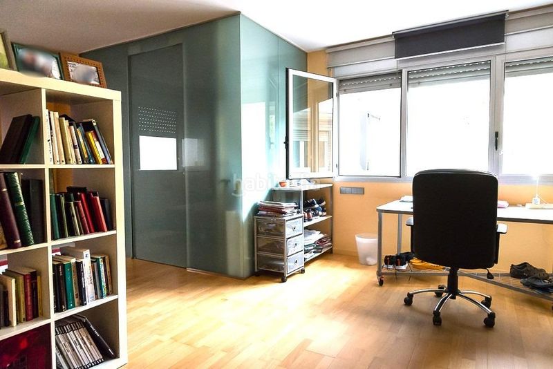 Foto b3dd6eed-eec1-4fe0-80ad-7d9a4af03236. Pis a Poblenou Barcelona