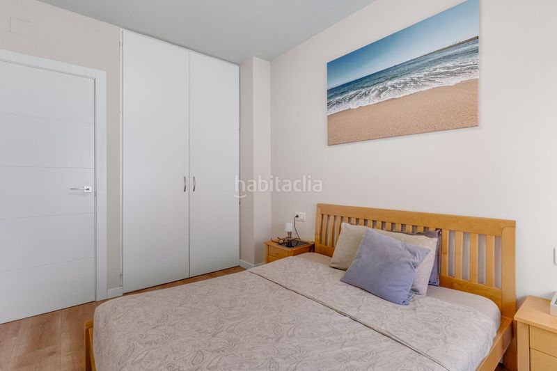 Foto dc0b8708-2d90-47d2-a24e-9f234e9770f3. Pis amb calefacció aparcament a Poblenou Barcelona