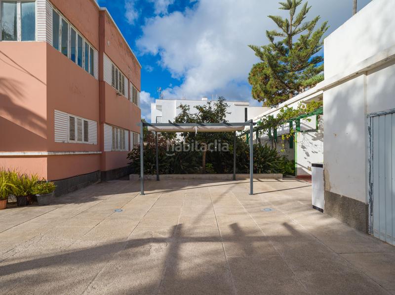 Foto f71f8fab-6049-4277-8a82-09f4b113f2b0. Chalet with parking in Tafira Palmas de Gran Canaria (Las)