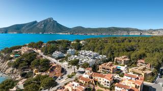 Piccolo appartamento in Sant Elm. New development of luxury apartments  eclipse  located in sant e