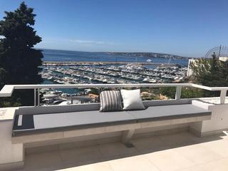 Appartement à Calvià Poble. Beautifully presented apartment with sea views  portals nous