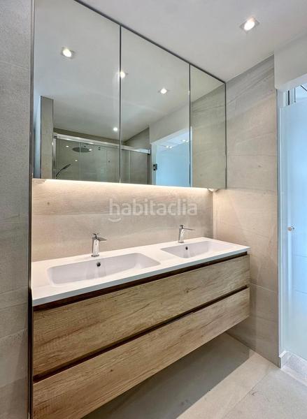 Foto 5d0d38a4-1a3b-4576-bf31-6f27f0527a98. Apartamento stylish amp renovated apartment in puerto portals en Calvià