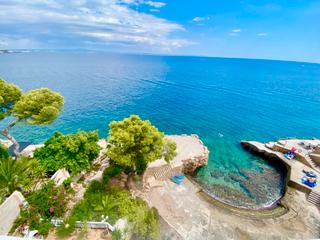 Appartement à Cas Català-Illetes. Front line apartment with panoramic sea views located in iiietat
