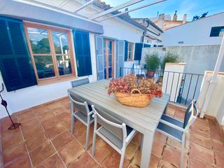 Chalet in Pere Garau. Two bedroom house for sale la bonanova with views of ellver cast