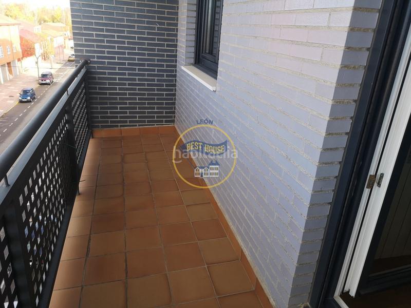 Foto 3925488b-3d8b-43fc-b27c-757b6a38229f. Pis amb calefacció aparcament a Puente Castro León