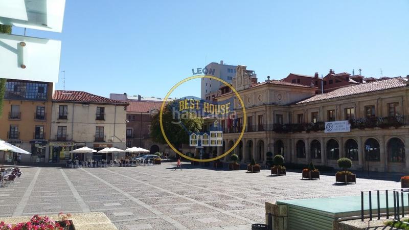 Foto 63ed9c8e-9333-4a82-8fef-392bb642c425. Gebäude in Casco Antiguo León