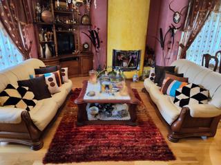 Maison jumelée à Villaquilambre. Chalet pareado a la venta en navatejera.