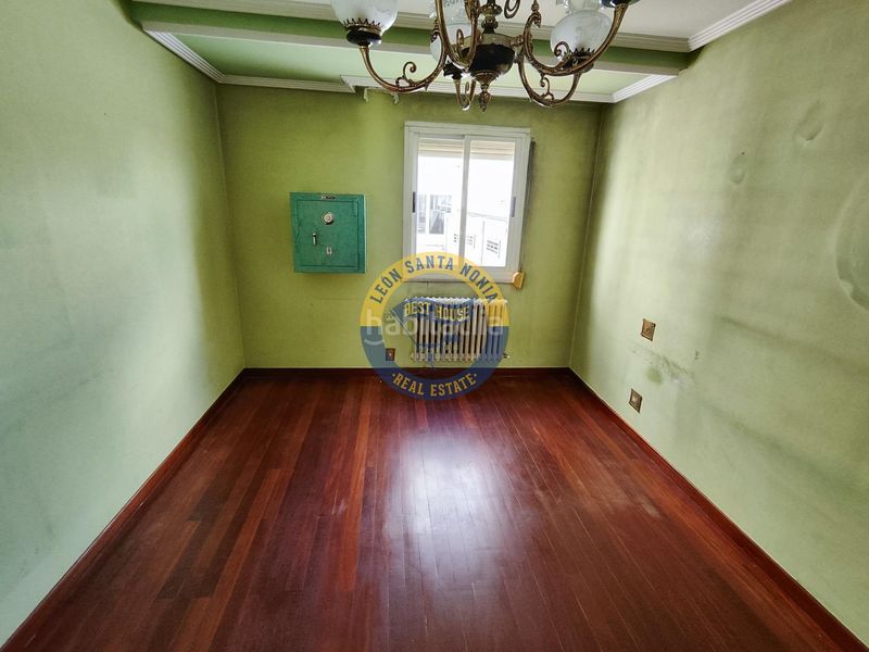 Foto c077f9d9-4e2b-4ca6-98f3-95a942f0e5eb. Pis a Centro Ciudad León