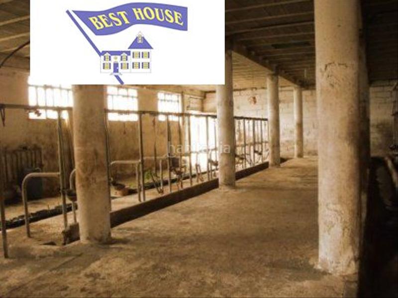 Foto 1d955175-0b57-44a4-8465-0959144d490a. Fabrikhalle in Villaquilambre