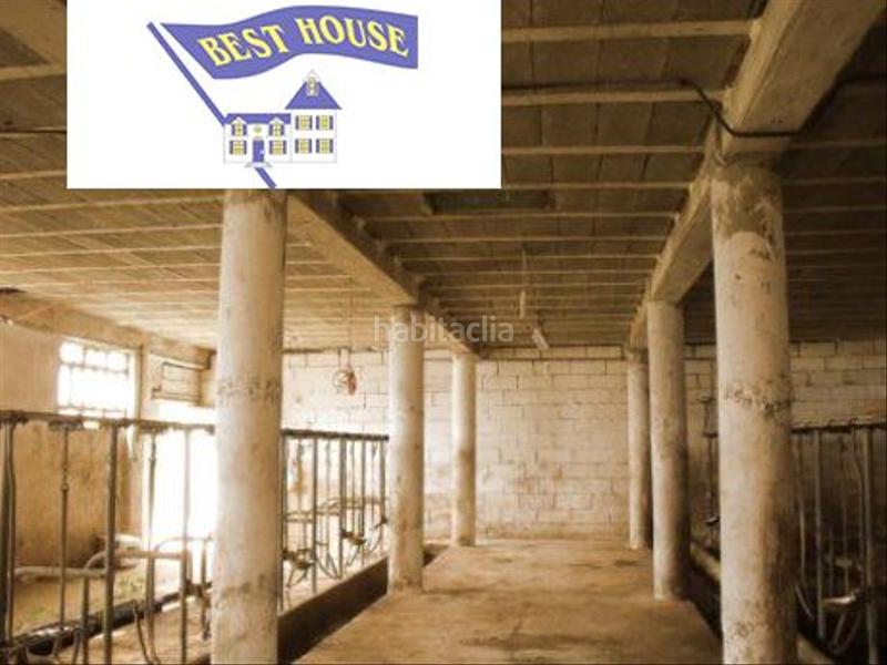 Foto ae0d9e0f-5c65-4430-aaae-30ffec8cbca2. Fabrikhalle in Villaquilambre