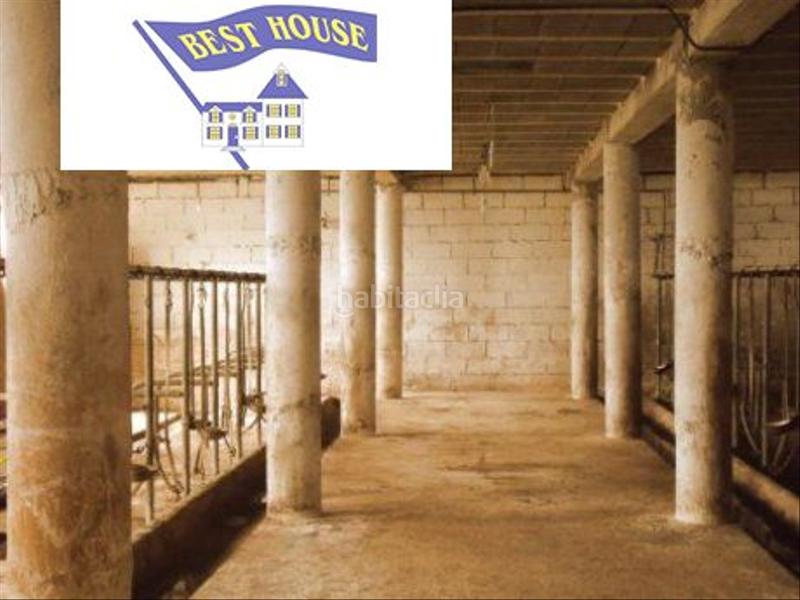 Foto f0f2805c-72f6-44ea-a977-e77caf5dea59. Fabrikhalle in Villaquilambre