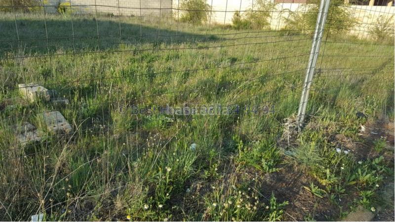 Foto 9d45cf9e-f402-4adc-a963-5d5cfd912800. Terreny residencial a Valdefresno