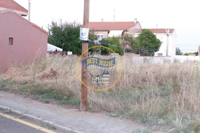 Foto 3cb722e9-6cb9-44a4-a6df-3934377eba92. Terreno residencial suelo sin edificar en venta en Armunia. en León