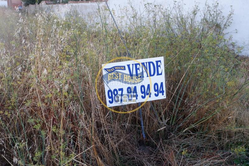 Foto 3e7ce8d2-b967-44de-aafe-88c680626bd2. Terreno residencial suelo sin edificar en venta en Armunia. en León