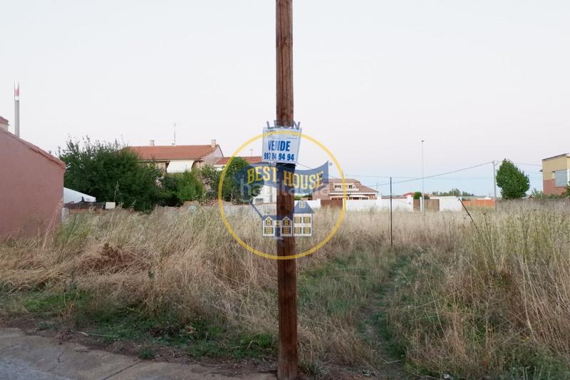 Foto ab95a6e0-1dc5-48e4-9af4-b7078b2b1913. Terreno residencial suelo sin edificar en venta en Armunia. en León