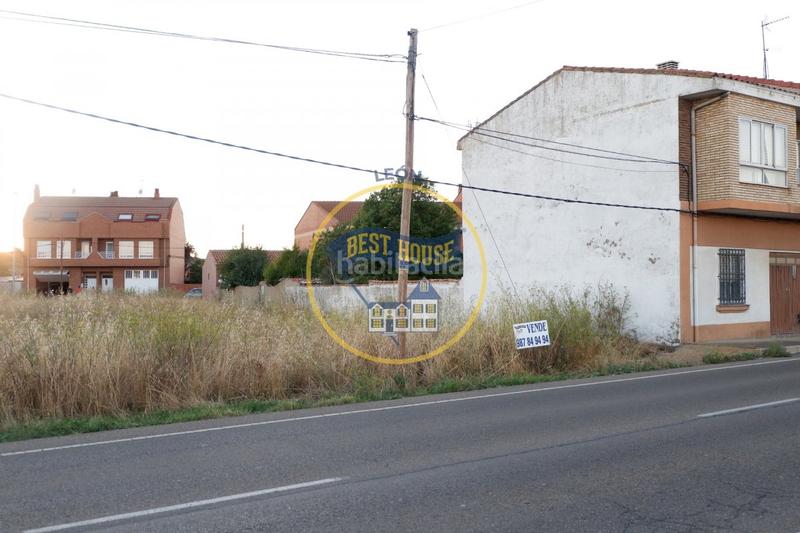 Foto c9924eca-ccae-4a9b-b7a8-26fc5ba4e192. Terreno residencial suelo sin edificar en venta en Armunia. en León