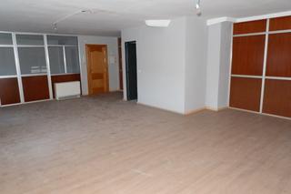 Rent Office space in La Vega - La Sal. Oficina en la zona doctor fleming.