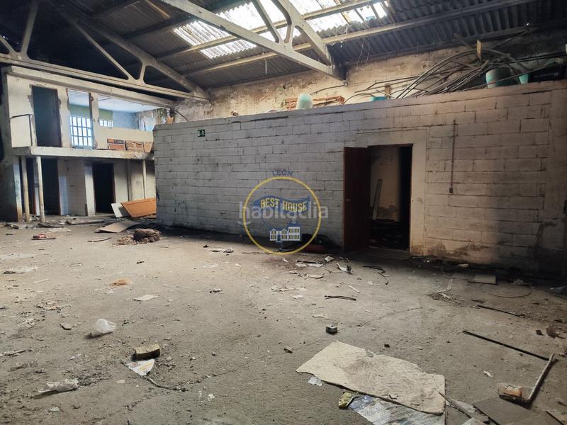 Foto 0ec833fa-1e5e-4334-b31a-e671370686aa. Fabrikhalle in La Vega - La Sal León