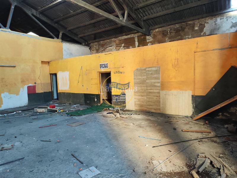 Foto a946acd2-f0b5-42b3-a8dd-65a5f422e2f0. Fabrikhalle in La Vega - La Sal León