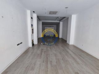 Rent Business premise in Las Ventas. Local comercial en alquiler en el centro de león.
