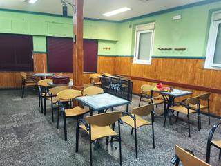 Pas-de-porte Local commercial à Armunia. Traspaso de bar en armunia, zona antibióticos.