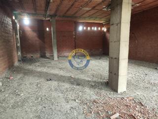 Locale commerciale in Armunia. Local comercial en venta en armunia.