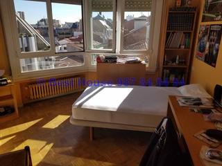 Appartement à Centro Ciudad. Gran piso a la venta en la plaza de las cortes leonesas.