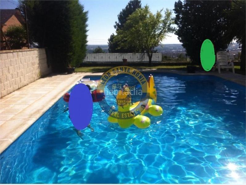 Foto 7cd0e61e-a188-4786-82f2-c7a5eb60cba2. Casa amb calefacció aparcament piscina a Valdefresno