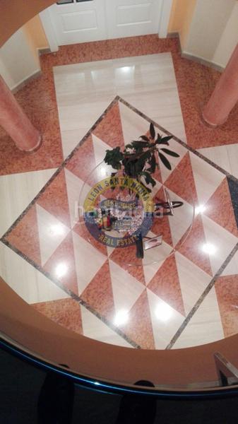 Foto a47727ba-a894-4566-901f-70a088e78cdf. Casa amb calefacció aparcament piscina a Valdefresno