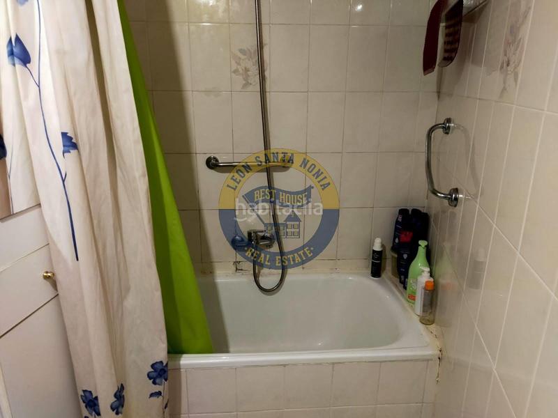 Foto 1184173c-63de-4a2b-a02a-5b65a0d01984. Duplex con riscaldamento in Casco Antiguo León