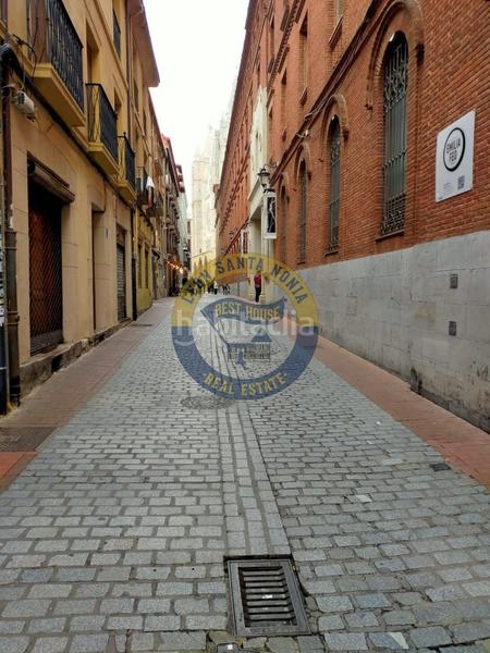 Foto 13c6b155-20bb-4c0d-baf8-dc3881a8350c. Duplex con riscaldamento in Casco Antiguo León