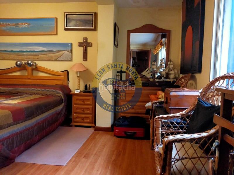 Foto 9ec0cf77-d9e0-4348-b857-82c9a87cad73. Duplex con riscaldamento in Casco Antiguo León