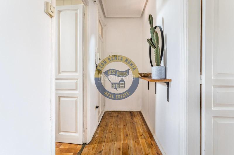 Foto a48a77da-2dcb-4df1-98a7-99935018d5ca. Flat with heating in Casco Antiguo León