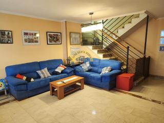 Chalet à San Andrés del Rabanedo Pueblo. Chalet adosado a la venta en san andrés del rabanedo.