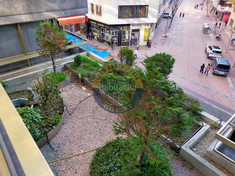 Foto 1ea913ff-ddb2-4c59-9fb4-ae6cff326d3e. Pis amb calefacció aparcament a Centro Ciudad León