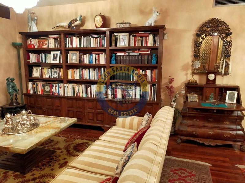 Foto 86e89a26-c925-4b4c-982e-f80c83773570. Pis amb calefacció aparcament a Centro Ciudad León