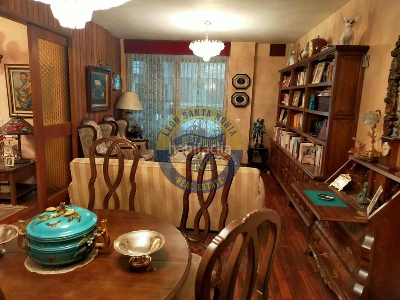 Foto d24b90c7-683d-4e9f-a47e-c48772f947a2. Pis amb calefacció aparcament a Centro Ciudad León