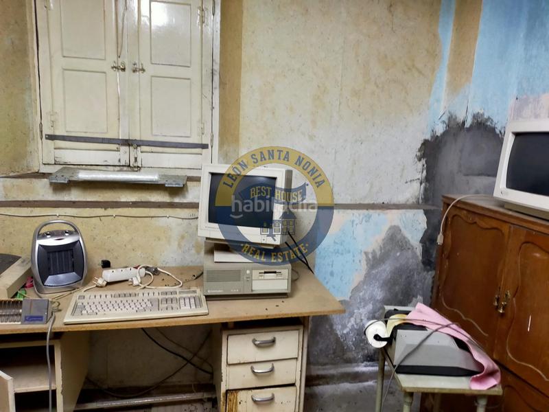 Foto 0360a0f2-96e7-486f-9cd1-d4da39b28cc8. Local comercial local con estudio a la venta en San Esteban. en León