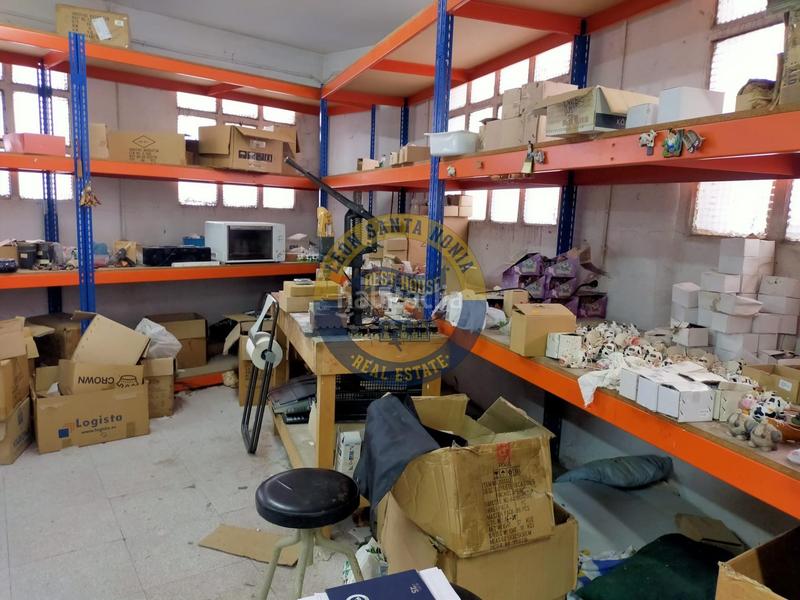 Foto 3bbb39e0-c4e0-4fbe-8a98-6490aa9c82e2. Local comercial local con estudio a la venta en San Esteban. en León